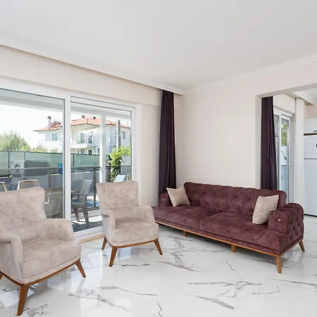 Azalea 1 Villa